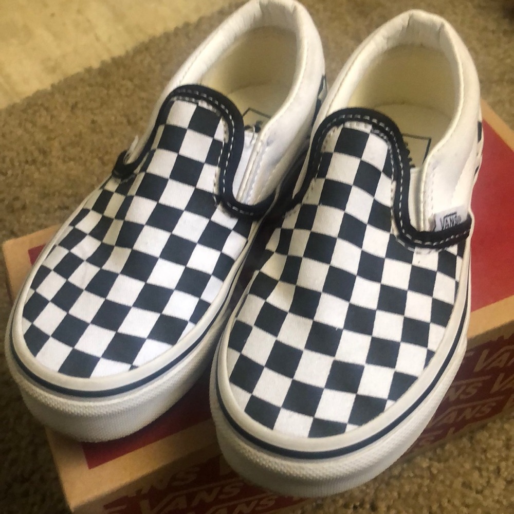 Vans in good condition wore once